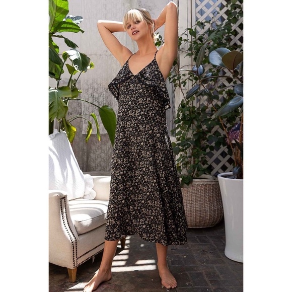 POL Black Small Floral Print V Neck Sleeveless Midi Dress - Picture 5 of 9